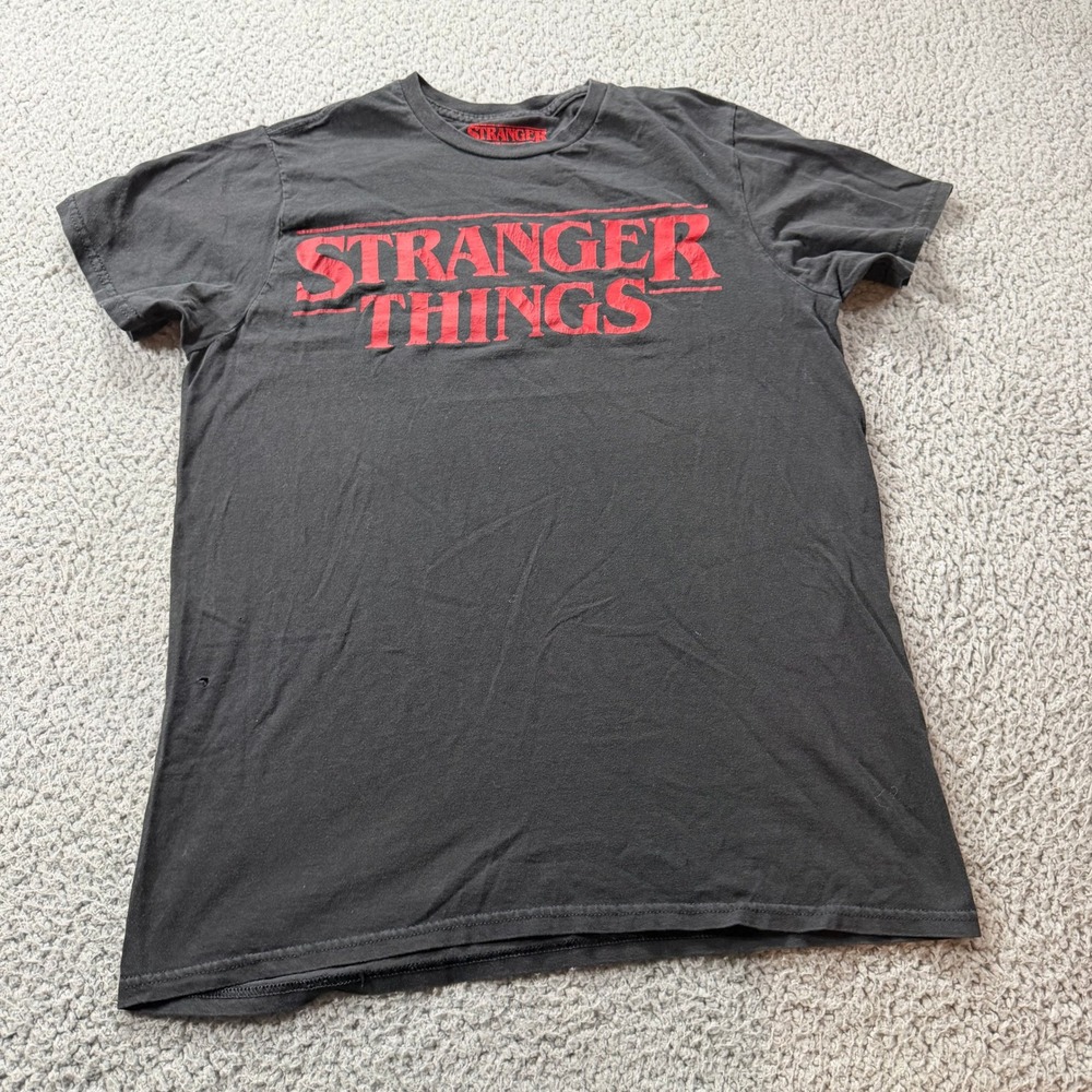 Netflix Stranger Things Mens T-Shirt Small Black Red Logo Graphic Tee Cotton